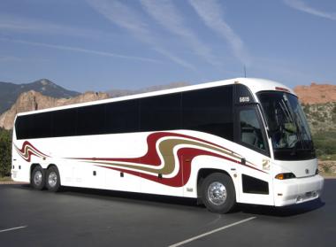 Des Moines 50 Passenger Charter Bus